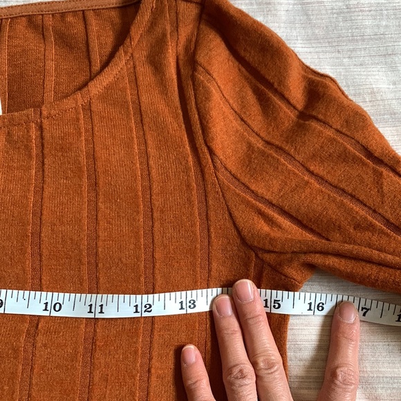 NWT Anthropologie long-sleeved tunic - Picture 4 of 8